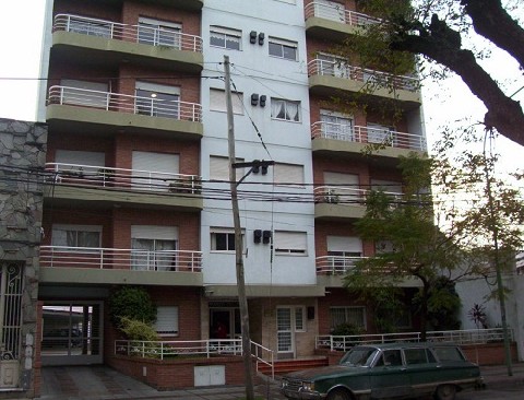 19 de Marzo 733 - 4º "B"